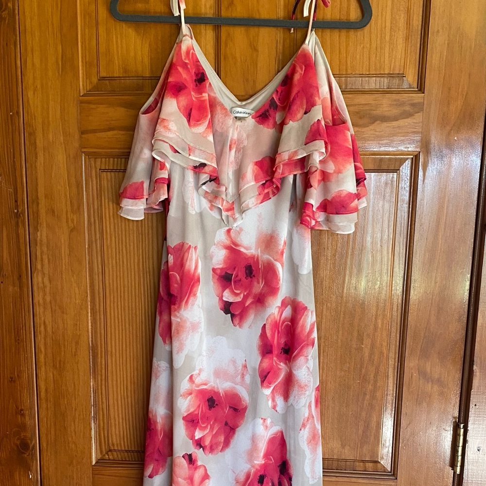 Calvin Klein Cold shoulder floral maxi dress size 10